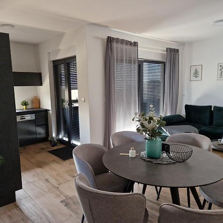 Apartment Luka プリヴラカ エクステリア 写真